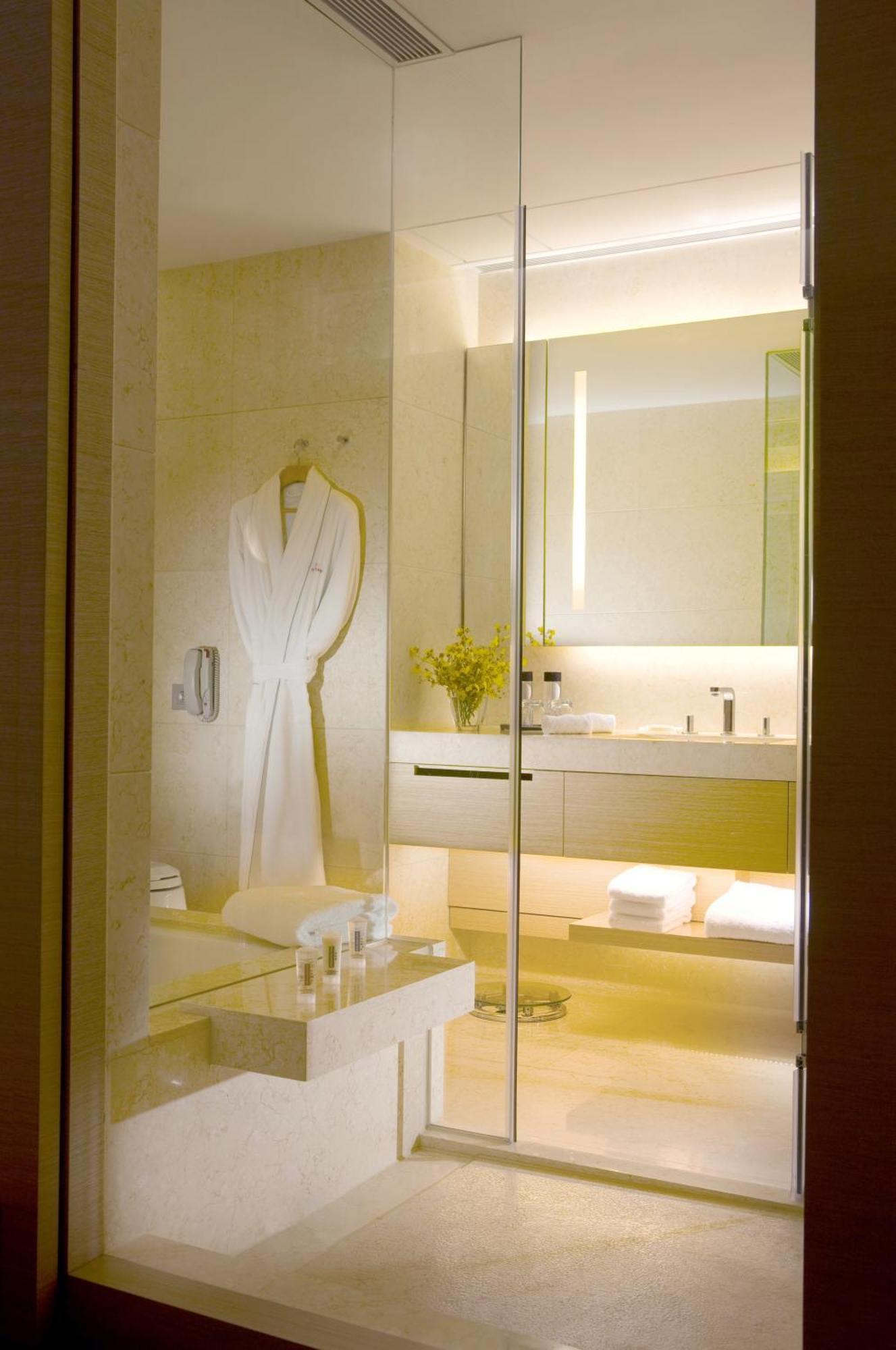 Готель Crowne Plaza Hong Kong Causeway Bay By Ihg Екстер'єр фото